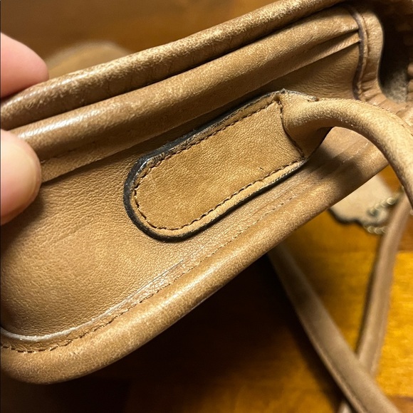 Coach vintage early 90s crossbody small leather bag, cute! Made in USA - Picture 15 of 17